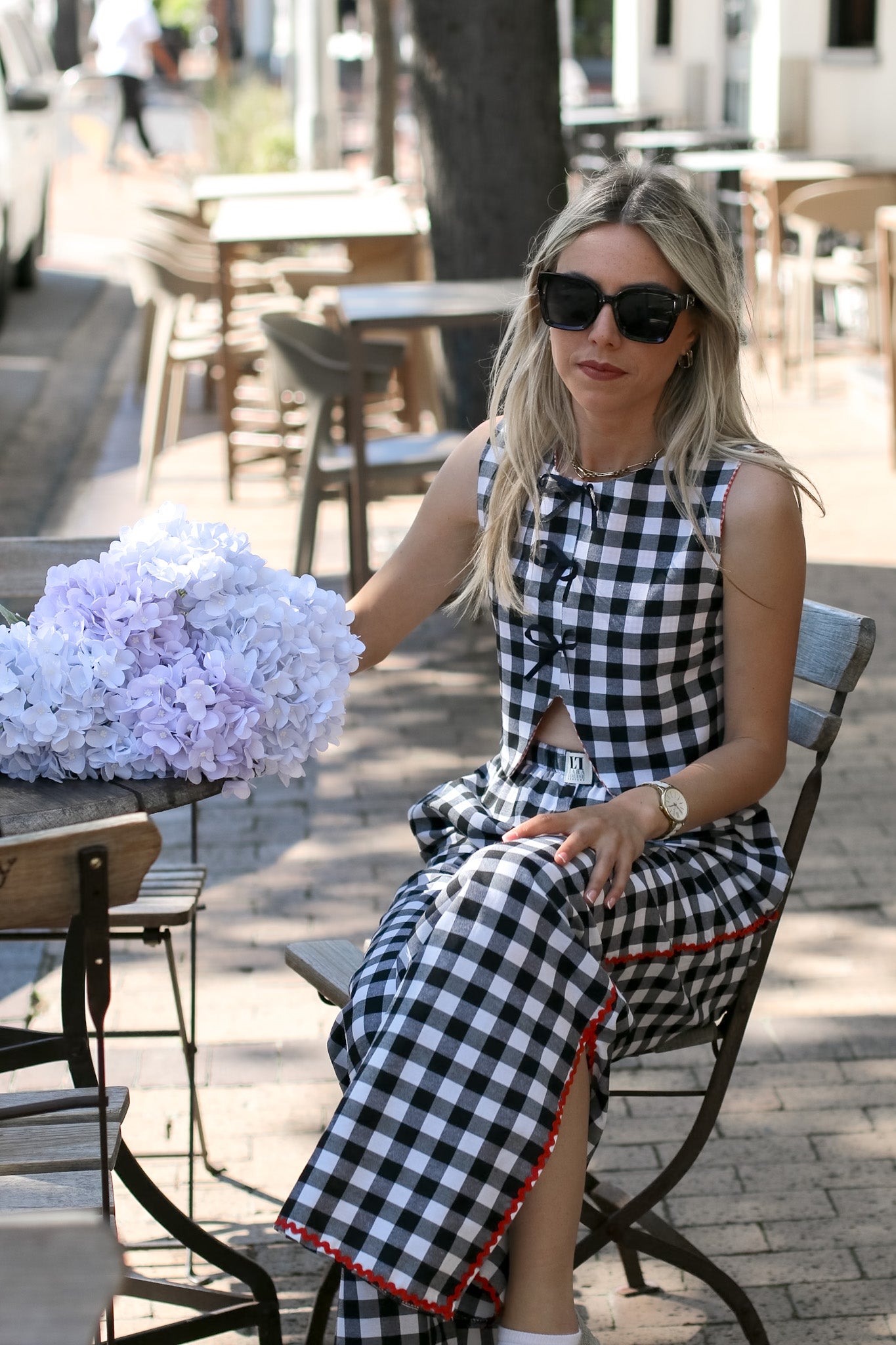 Sleeveless Blocked Shirt