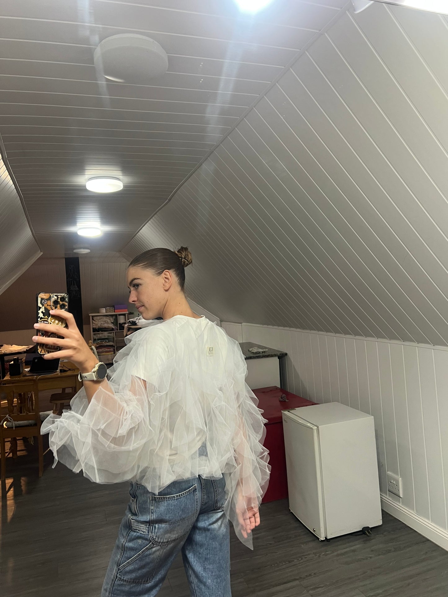 Frill top