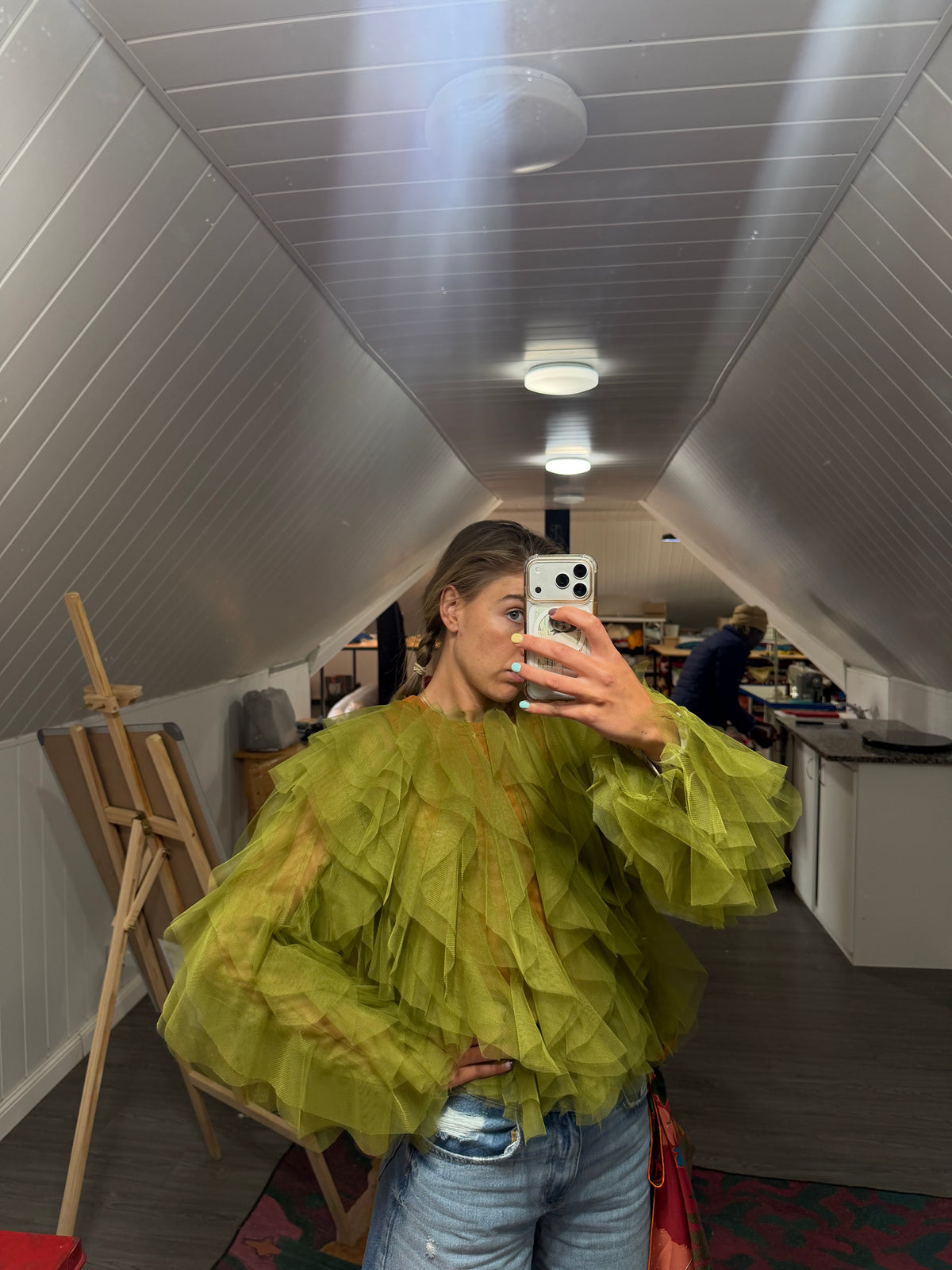 Frill top