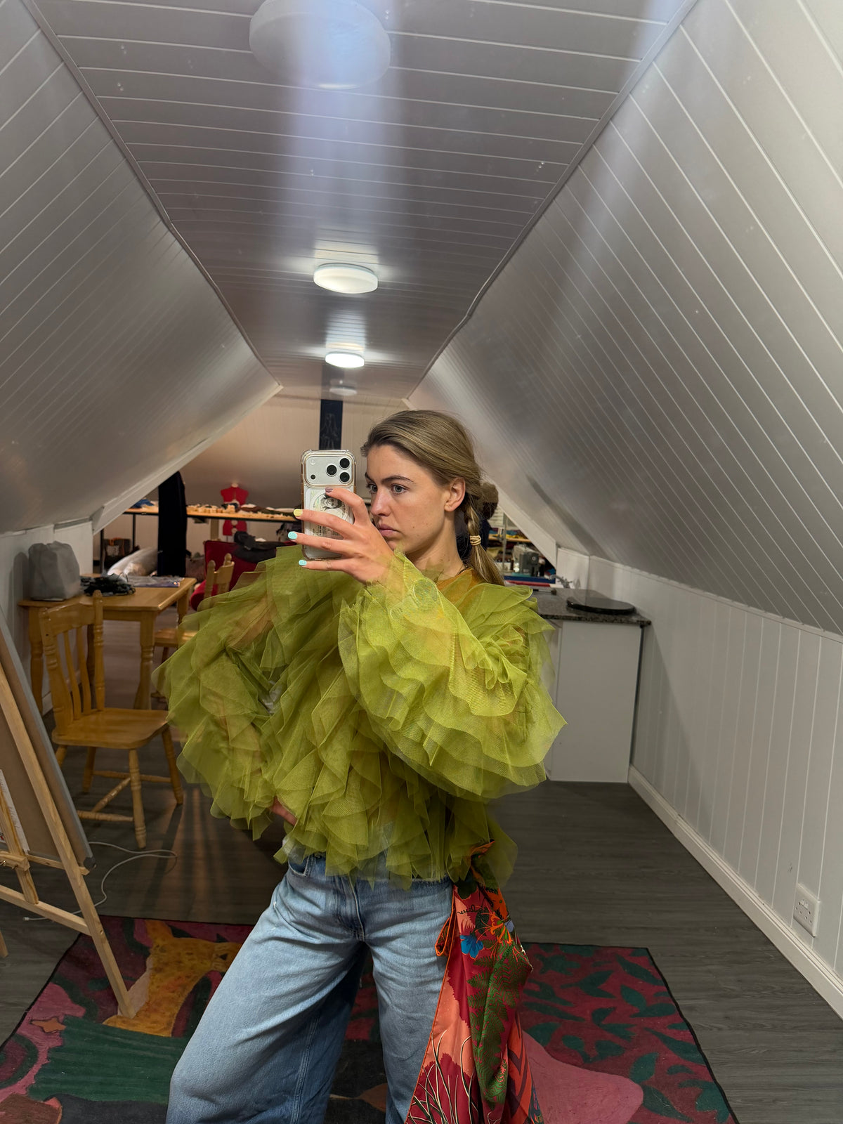 Frill top